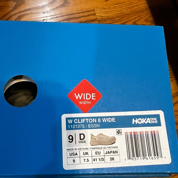 Hoka NIB Women’s CLIFTON 8 Shoes Size 9D Wide Width - Picture 9 of 10